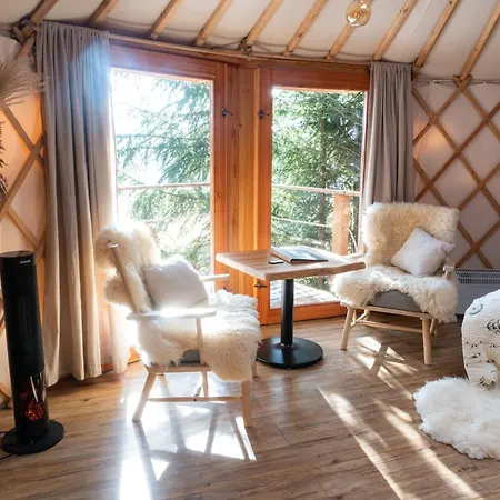 Na Mytince Campismo de Luxo *