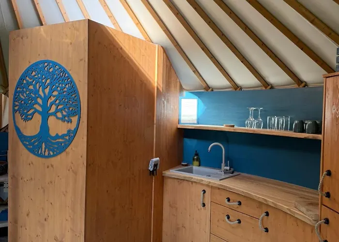 Luxe tent Na Mytince