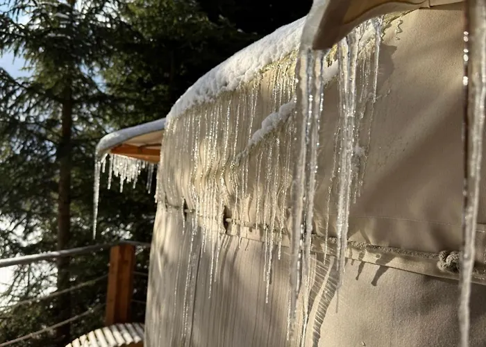 Na Mytince Luxe tent